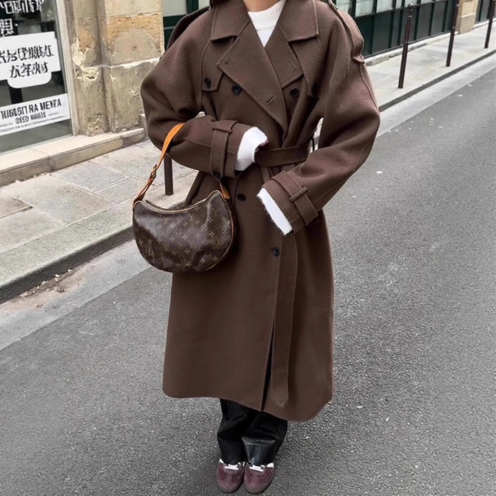 Damer Oversized Trenchcoat i högkvalitativ ullblandning med dubbel knappslå Eva Jonsson-Eva Jonsson