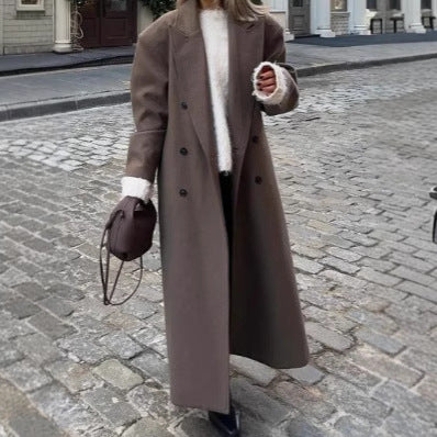 Damer Oversized Trenchcoat med dubbel knapprad och klassisk revers Mirla-Eva Jonsson
