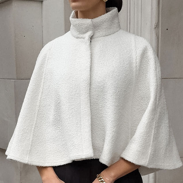 Damer Oversized Ullcape med hög krage och knapppdetail Eva Jonsson-Eva Jonsson