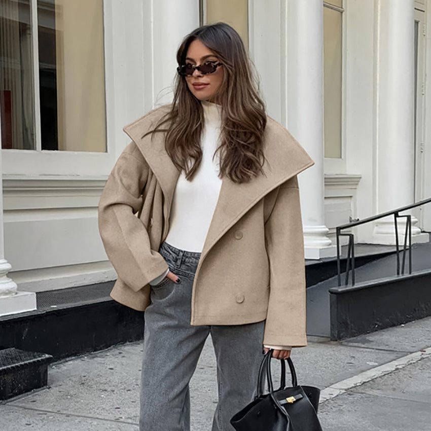 Damer Oversized Ulljacka med breda slag Mirla-Eva Jonsson