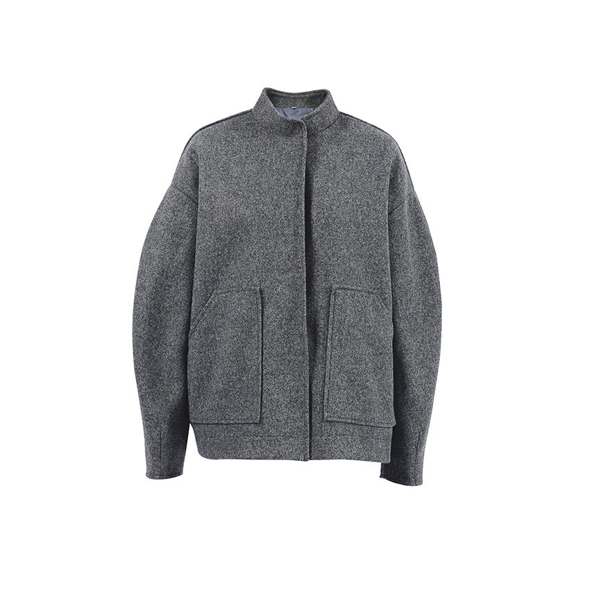 Damer Oversized Ulljacka med dold knäppning och praktiska fickor Mirla-Eva Jonsson
