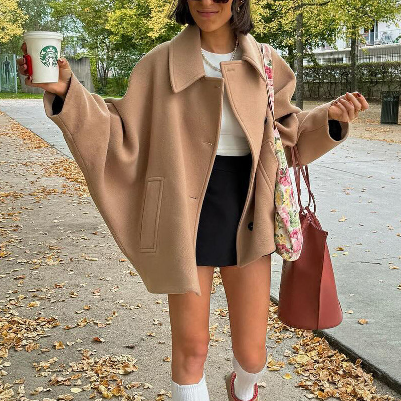 Damer Oversized Ulljacka med genomgående knapplås och praktiska fickor Mirla-Eva Jonsson
