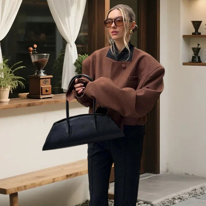 Damer Oversized Ulljacka med hög krage och modern skärning Mirla-Eva Jonsson