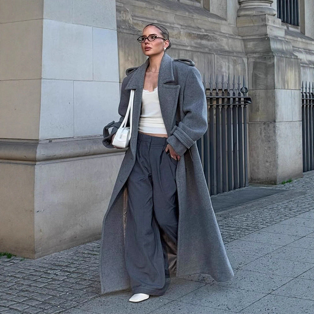 Damer Oversized Ullkappa med dekorativa knappryck Mirla-Eva Jonsson