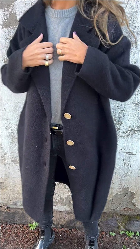 Damer Oversized Ullkappa med knappdetaljer Mirla-Eva Jonsson