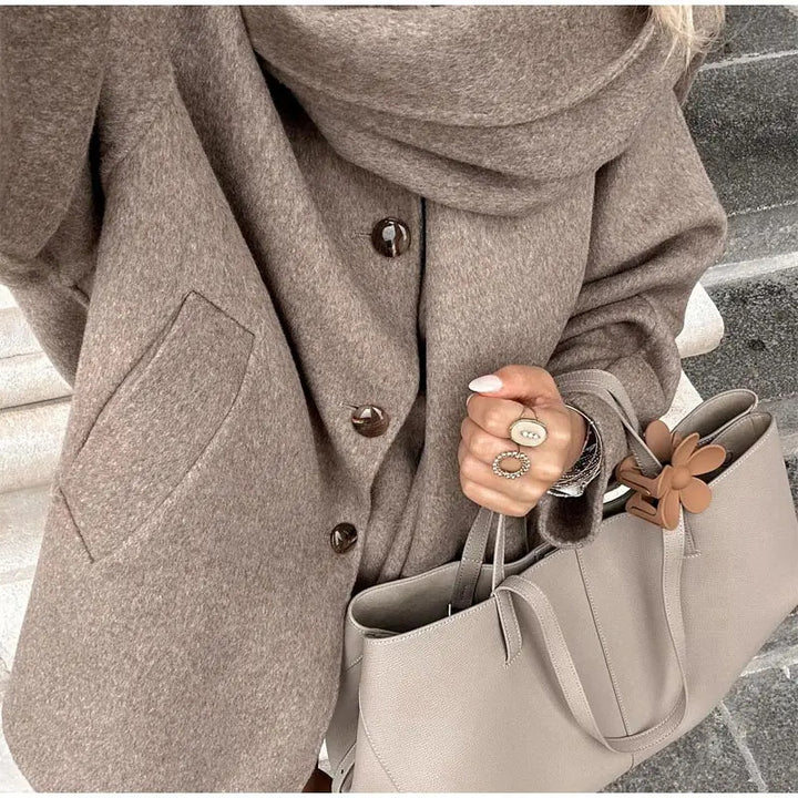 Damer Oversized Ullstickad jacka med praktisk knapplist Mirla-Eva Jonsson