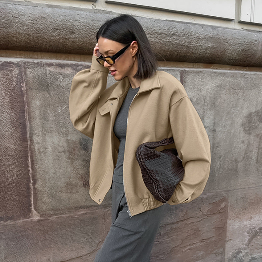 Damer Oversized bomullsjacka med ståkrage och praktiska fickor Mirla-Eva Jonsson