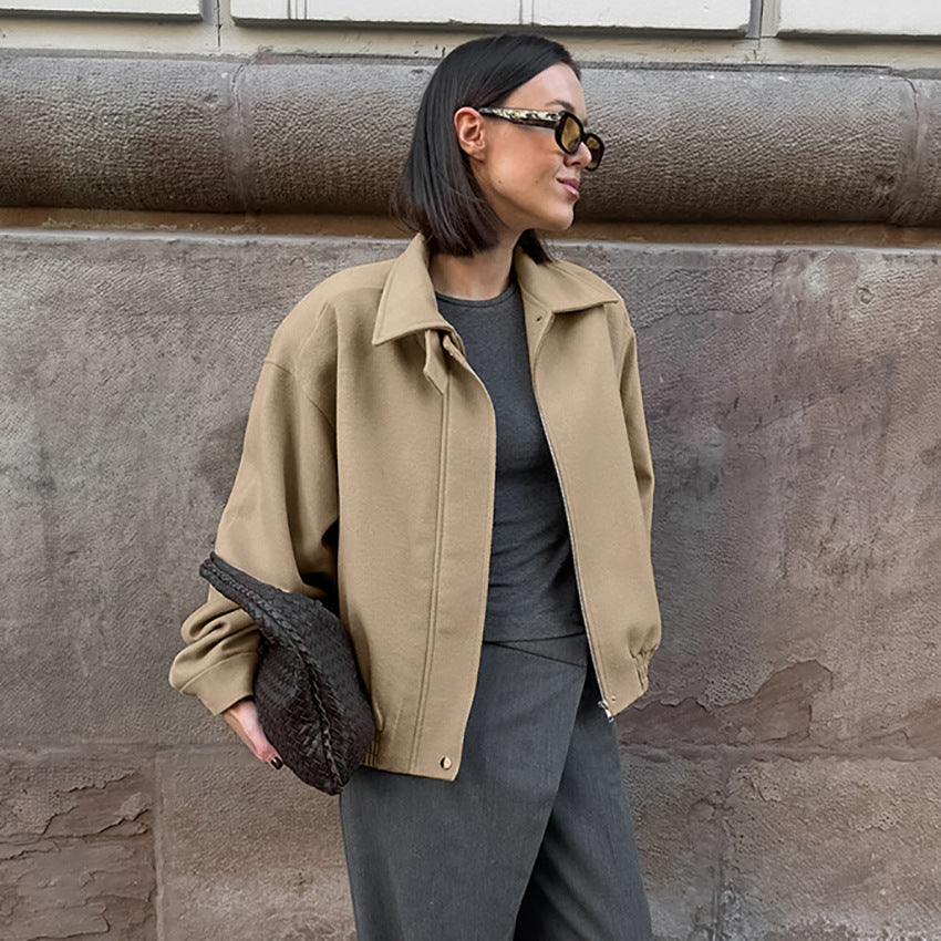 Damer Oversized bomullsjacka med ståkrage och praktiska fickor Mirla-Eva Jonsson