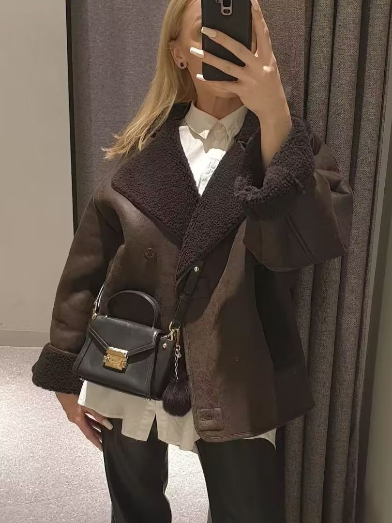 Damer Oversized-bomullsjacka med vadderad krage Mirla-Eva Jonsson