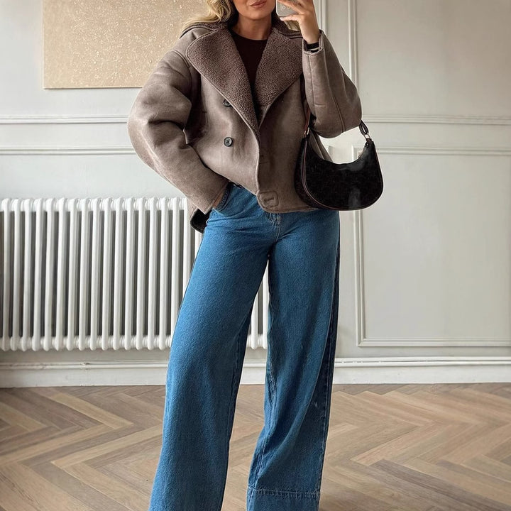 Damer Oversized konstläderjacka med strukturerad foder och avslappnad passform Mirla-Eva Jonsson