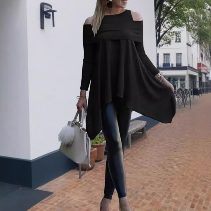 Damer Oversized topp med snygg off-shoulder design och asymmetrisk fåll Mirla-Eva Jonsson