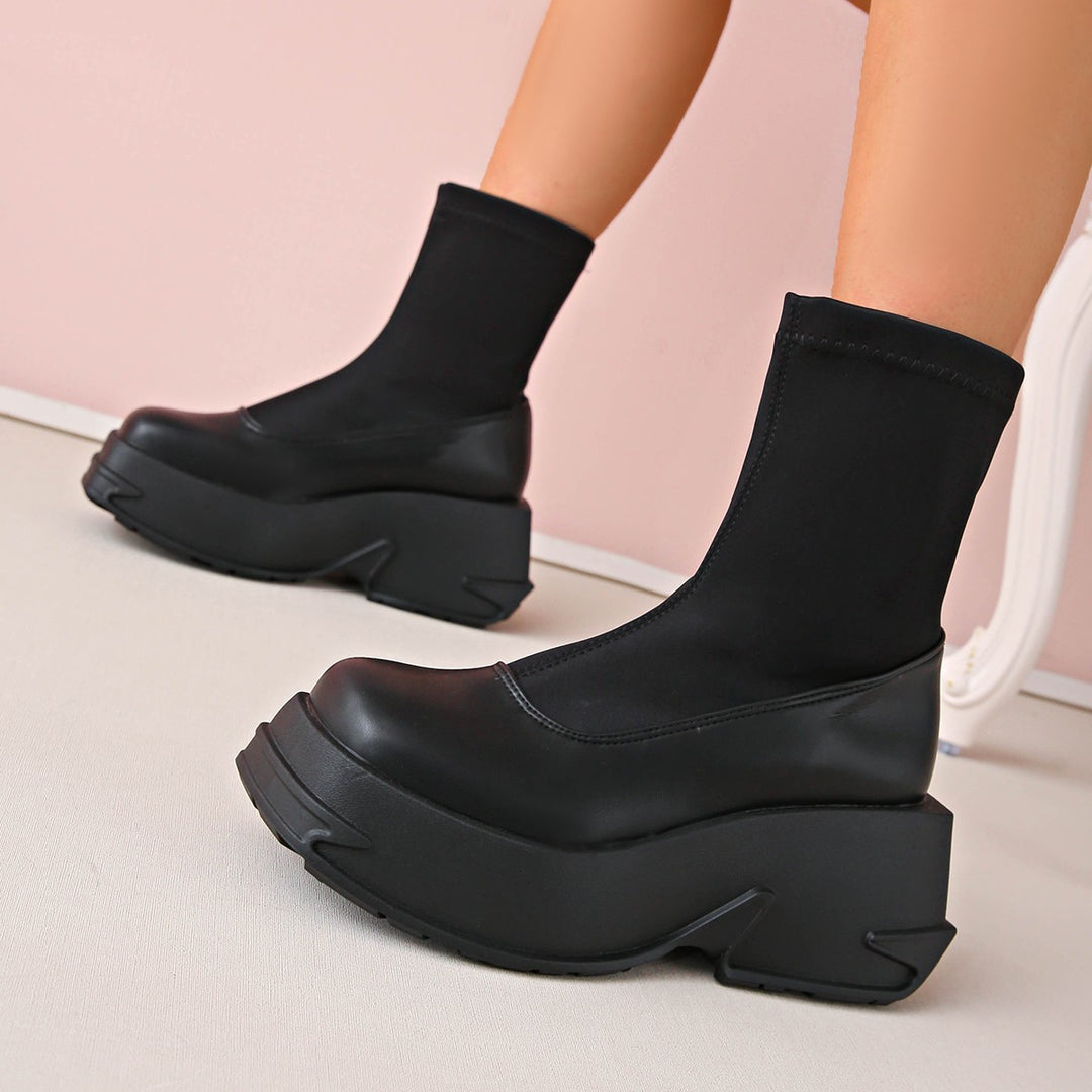 Damer Plattform-sneakers med eleganta strumpdesign och halkfri sula Mirla-Eva Jonsson