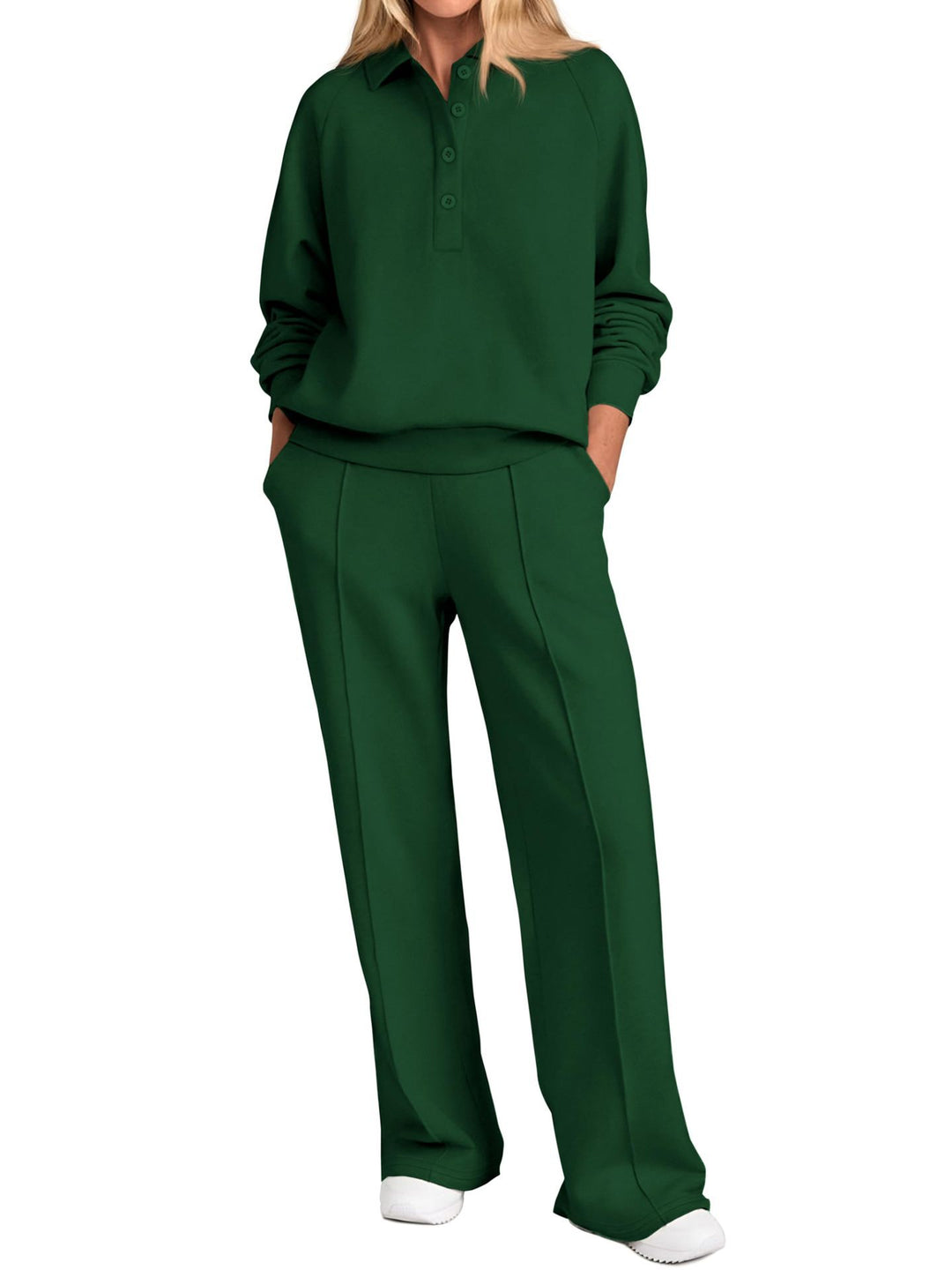Damer Poloshirt och vida fritidsbyxor Mirla-Eva Jonsson