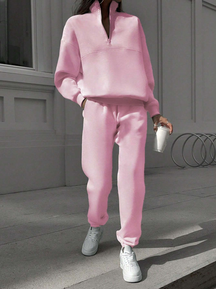 Damer Premium hooded sweat suit med hög krage Mirla-Eva Jonsson