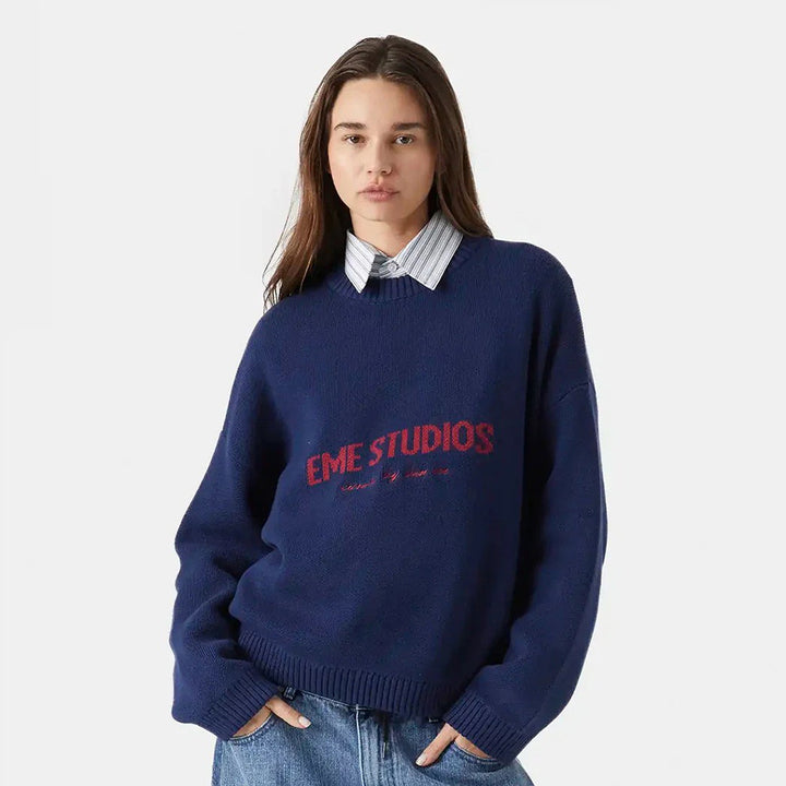 Damer Relaxed Fit Stickad tröja med rund halsringning och logotryck Mirla-Eva Jonsson