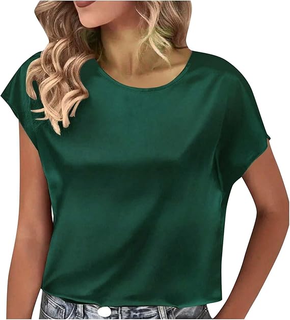 Damer Satin T-shirt med Elegant Vattenfallsutskärning och Enkla Detaljer Mirla-Eva Jonsson