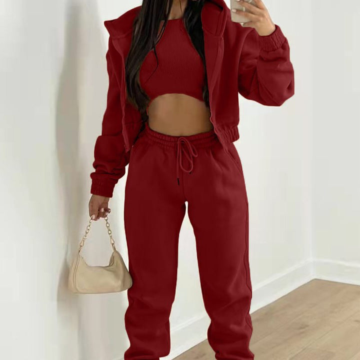 Damer Set med kort sportjacka och crop-top Mirla-Eva Jonsson