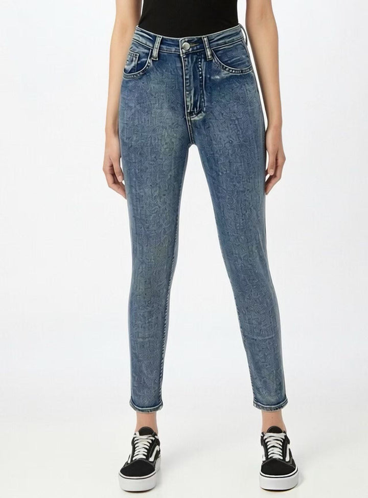 Damer Slim-Fit Jeans med modern Used-effekt och hög midja Mirla-Eva Jonsson