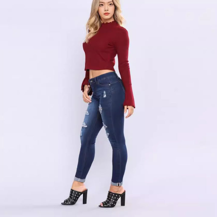 Damer Slim-Fit Jeans med trendiga Destroyed-detaljer Mirla-Eva Jonsson