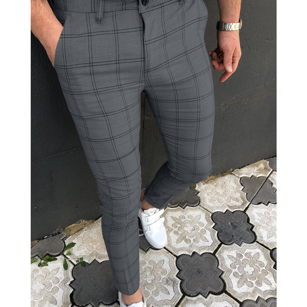 Damer Slim-Fit Rutiga Byxor med elastisk midja och modernt design Mirla-Eva Jonsson