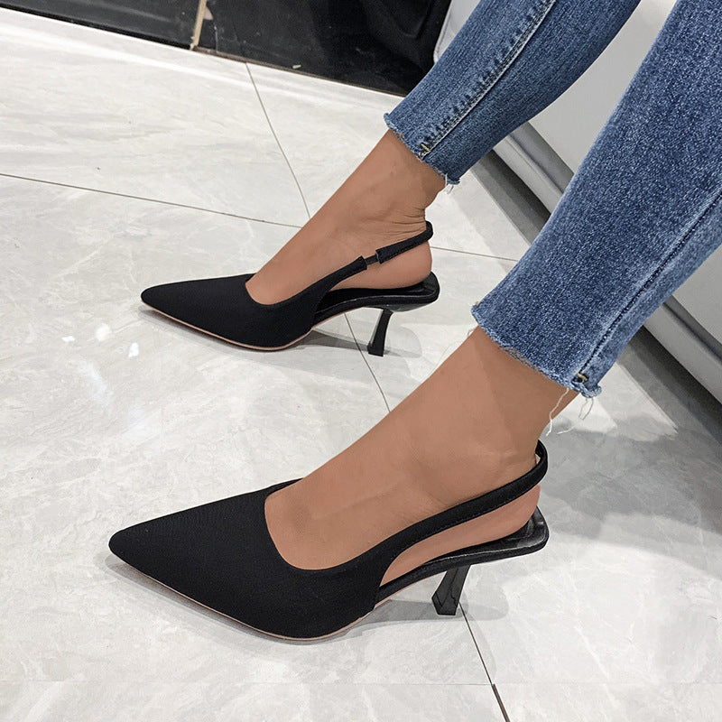 Damer Slingback-pumpar med smal spets och låg klackhöjd Mirla-Eva Jonsson