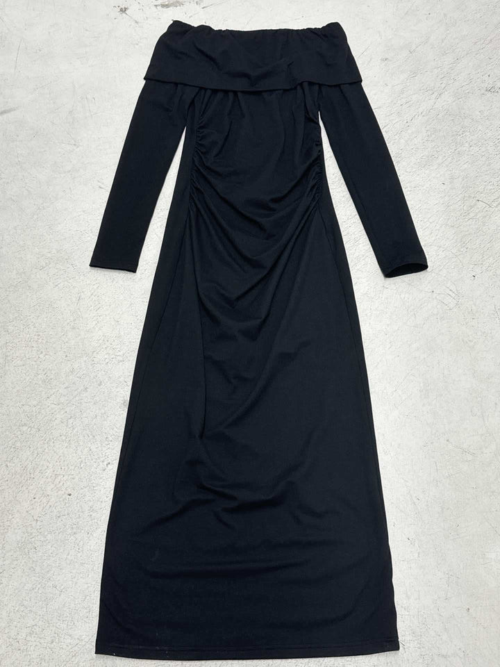 Damer Snygg kvällsklänning med Off-Shoulder design Mirla-Eva Jonsson