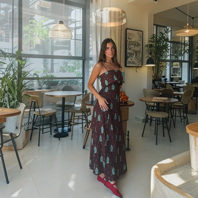 Damer Somrigt Maxiklänning med eleganta Spaghetti-band och blommönster Mirla-Eva Jonsson