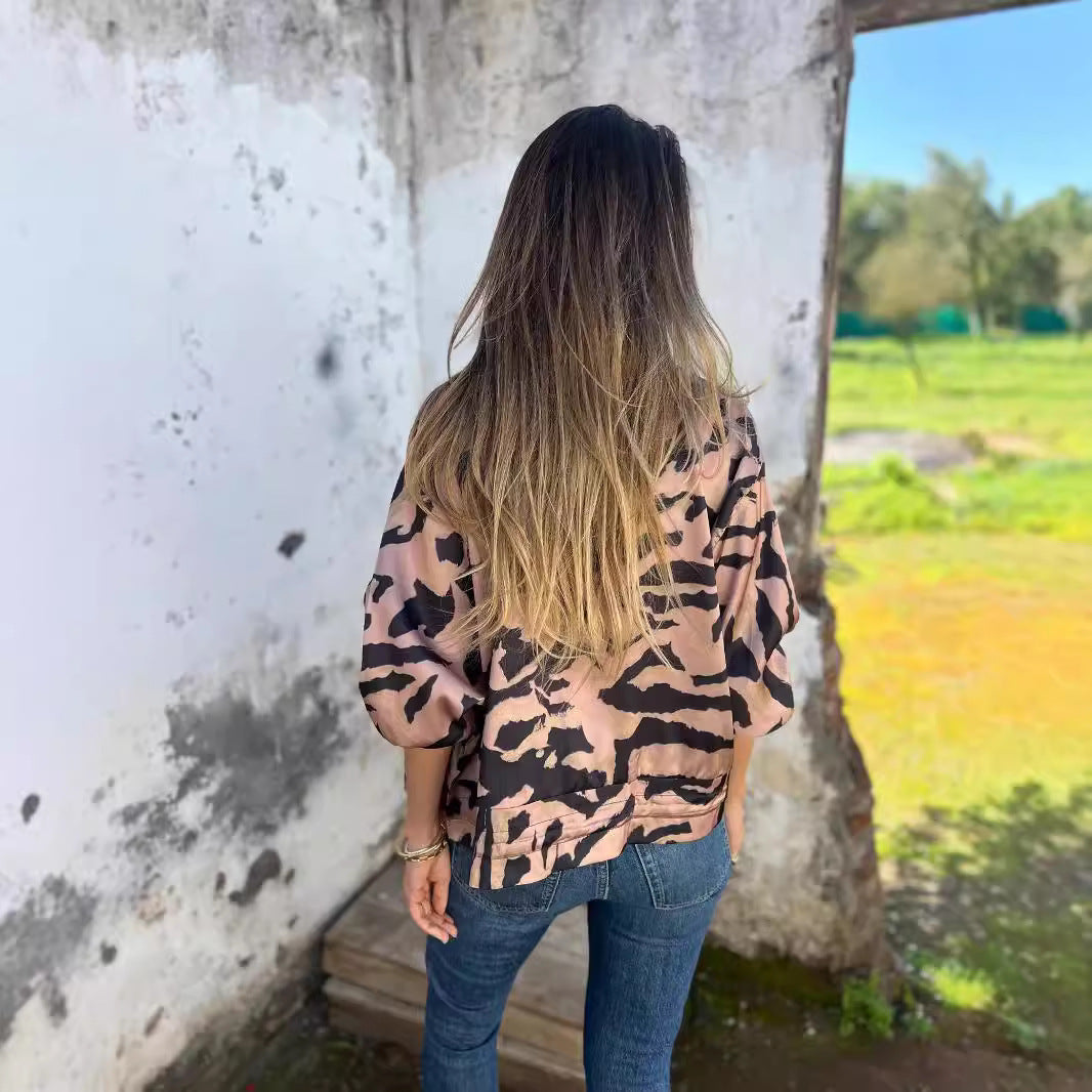 Damer Sportig Bomberjacka med trendigt djurmönster Mirla-Eva Jonsson
