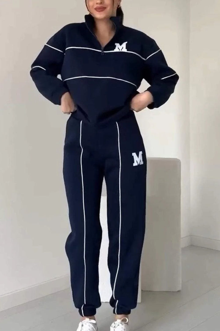 Damer Sportig Fritidsdress med hög krage och kontrastsömmar Mirla-Eva Jonsson