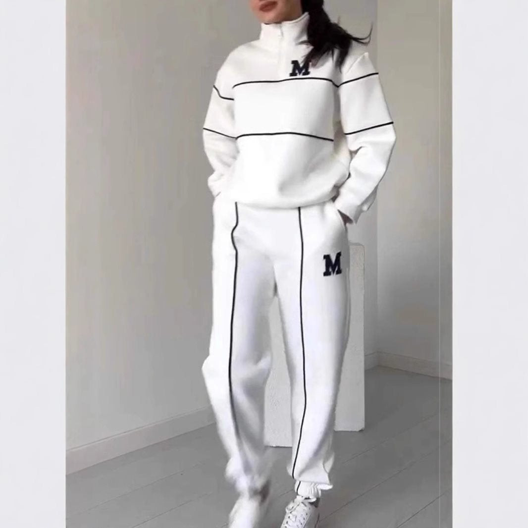 Damer Sportig Fritidsdress med hög krage och kontrastsömmar Mirla-Eva Jonsson