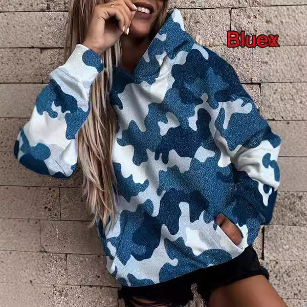 Damer Sportig Hoodie i trendig camouflagemönster Mirla-Eva Jonsson