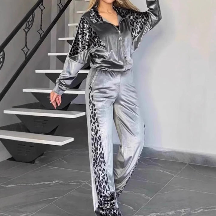 Damer Sportig Lounge-set med elegant leopardmönster Mirla-Eva Jonsson