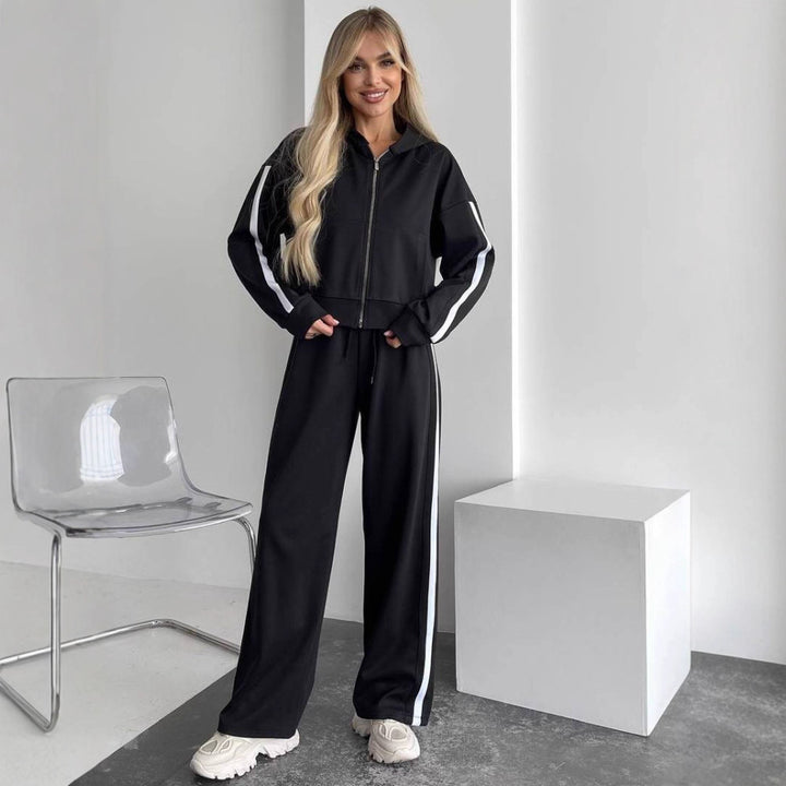 Damer Sportig huvtröja med elegant snitt av Mirla-Eva Jonsson