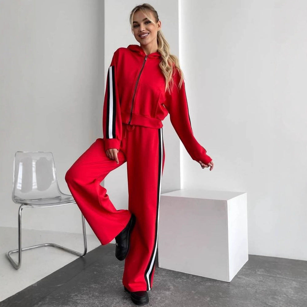 Damer Sportig huvtröja med elegant snitt av Mirla-Eva Jonsson
