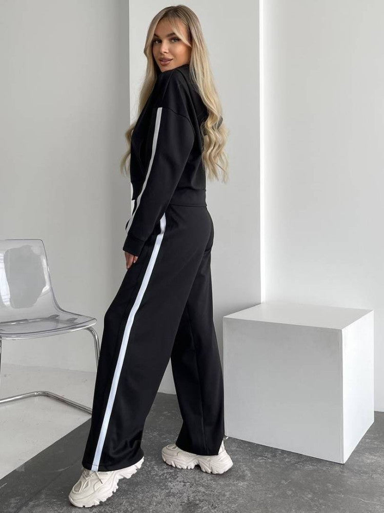 Damer Sportig huvtröja med elegant snitt av Mirla-Eva Jonsson