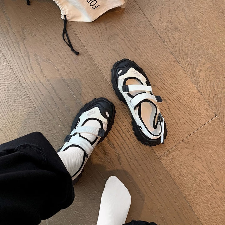 Damer Sportiga Sneakers med Praktisk Kleppfäste och Stötdämpande Sula Mirla-Eva Jonsson
