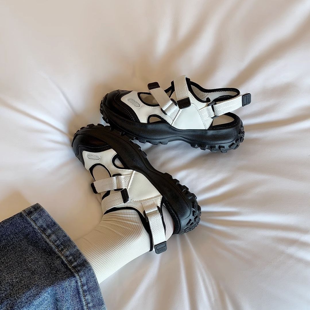 Damer Sportiga Sneakers med Praktisk Kleppfäste och Stötdämpande Sula Mirla-Eva Jonsson