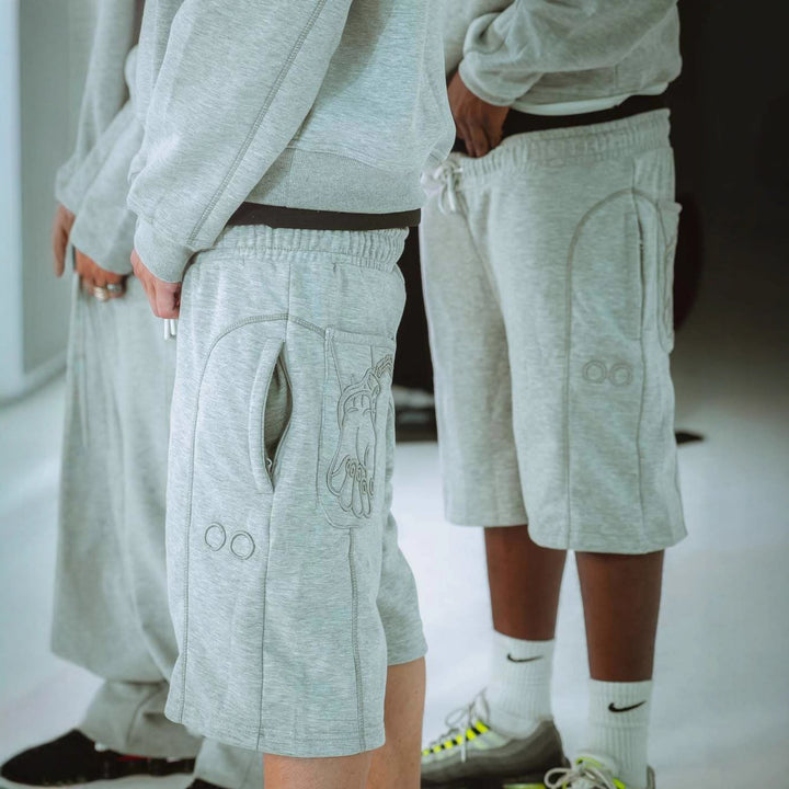 Damer Sportiga shorts med kreativt tryck Mirla-Eva Jonsson