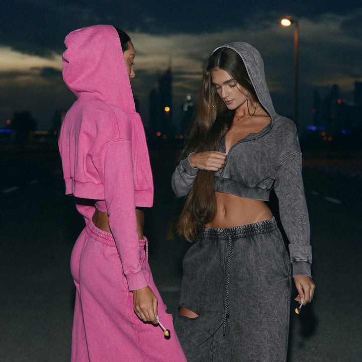 Damer Sportigt Crop-Topp och avslappnad Joggingbyxor Set Mirla-Eva Jonsson