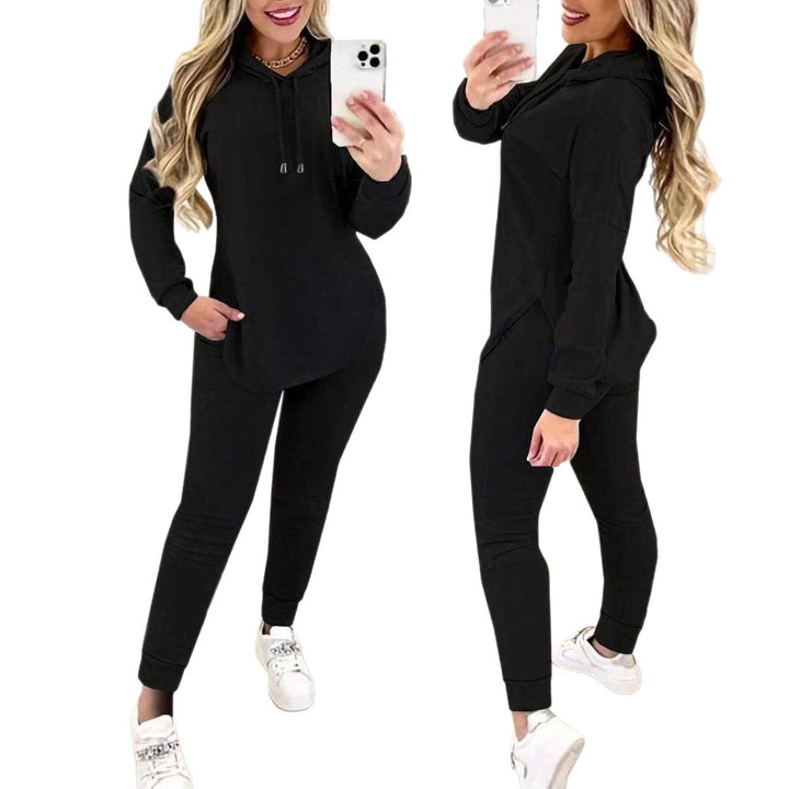 Damer Sportigt Fritidsset med Hoodie och Bekväma Joggingbyxor Mirla-Eva Jonsson