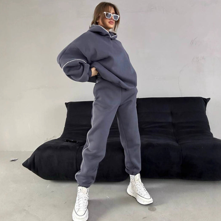 Damer Sportigt Hoodie-set med vid passform i mjukt material Mirla-Eva Jonsson