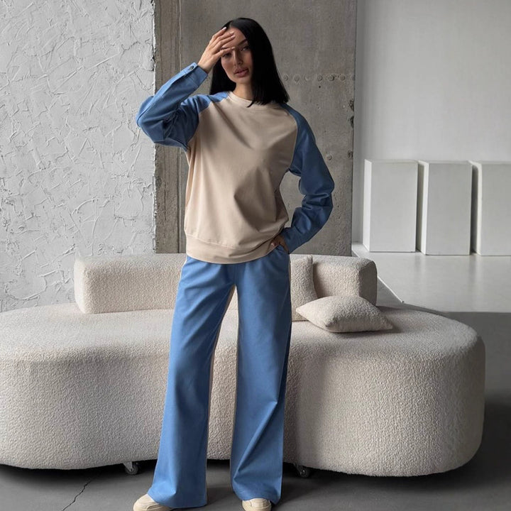 Damer Sportigt fritids-set med kontrasterande ärmar och mjuka material Mirla-Eva Jonsson