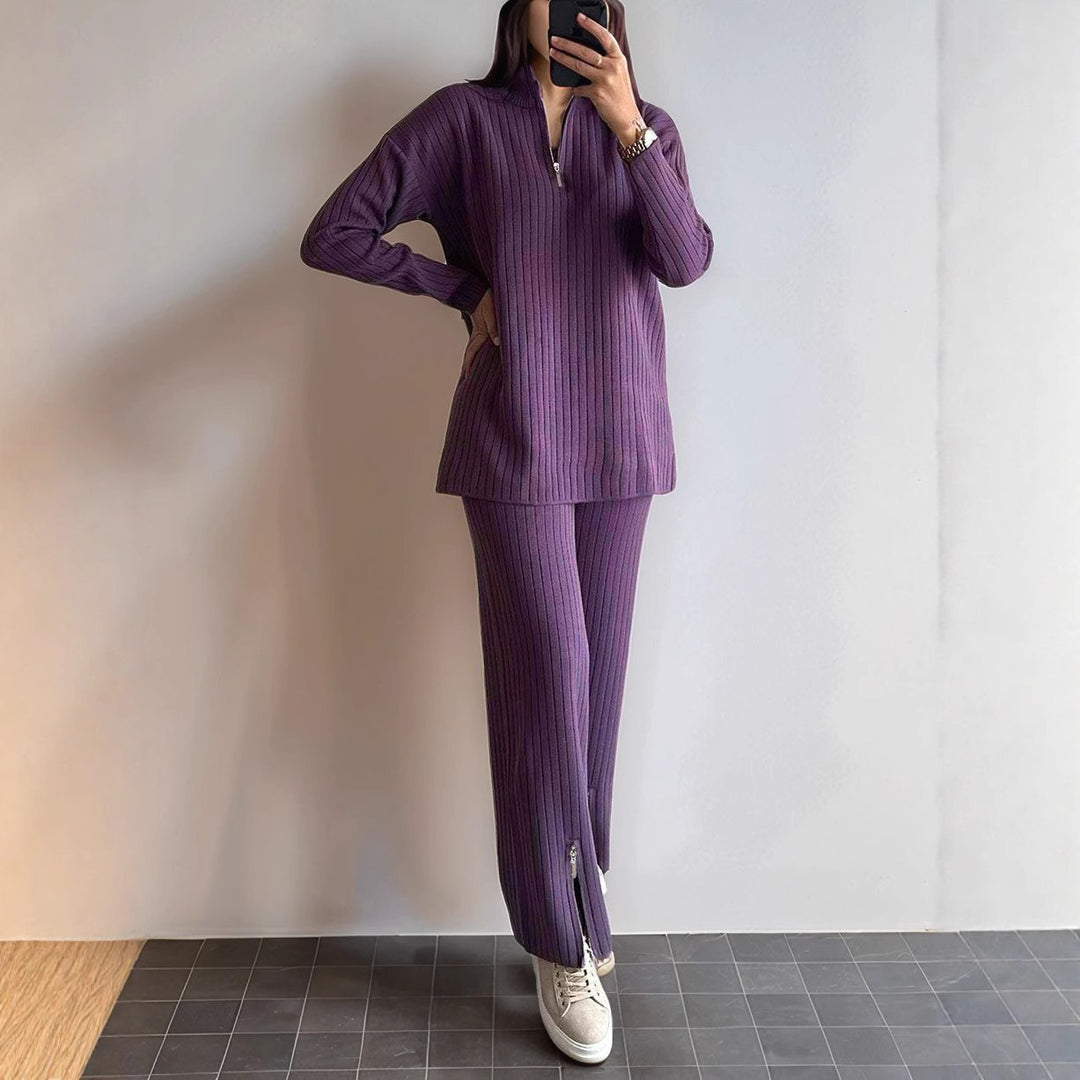 Damer Sportigt fritids-set med modern ribbad design och högkvalitativ krage Mirla-Eva Jonsson