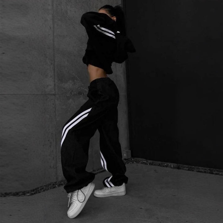 Damer Sportigt hoodie- och joggerset med andningsbart material Mirla-Eva Jonsson