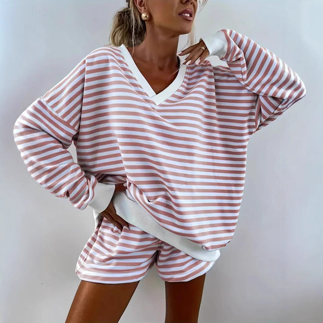 Damer Sportigt randigt överdel med korta shorts Mirla-Eva Jonsson