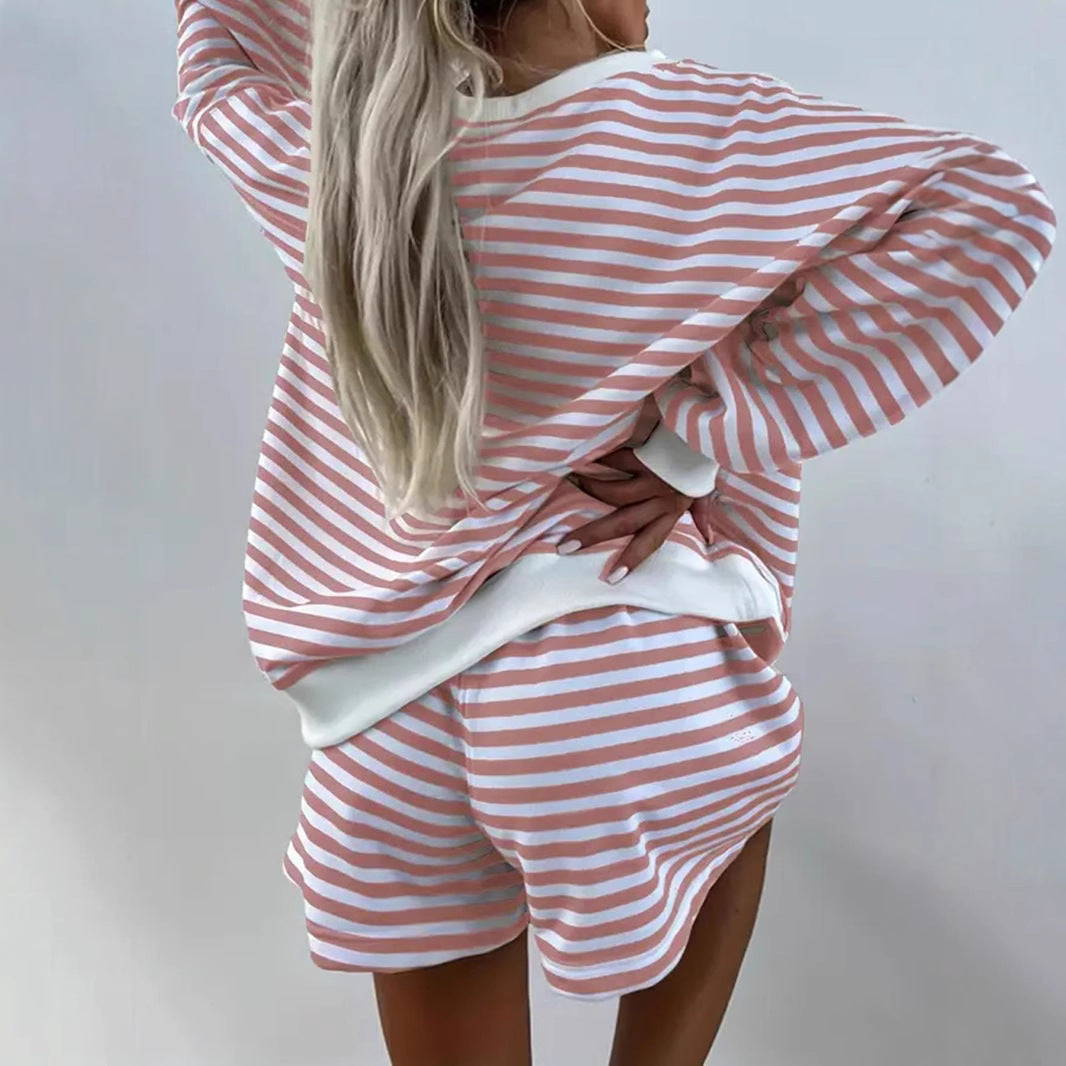 Damer Sportigt randigt överdel med korta shorts Mirla-Eva Jonsson