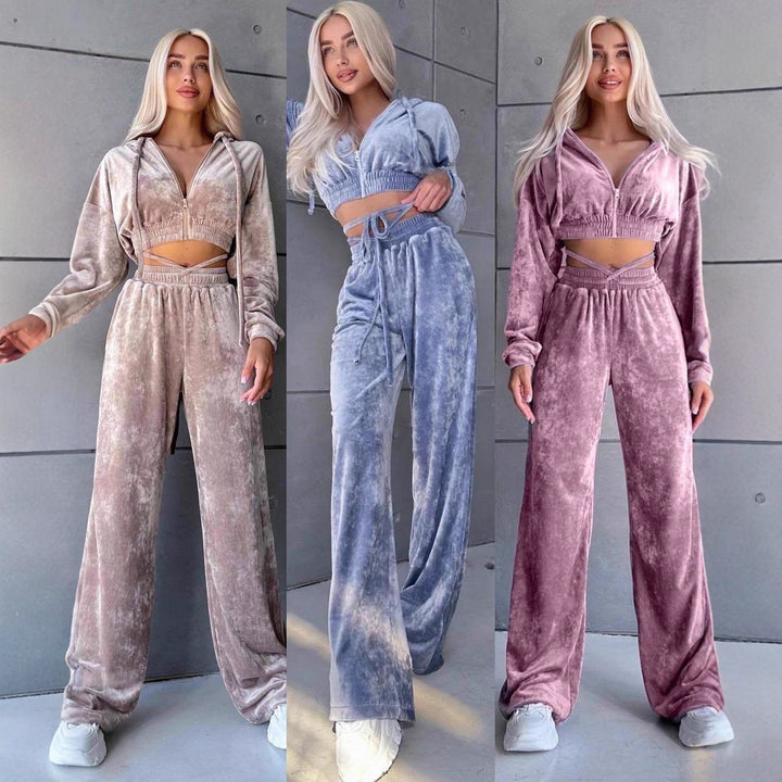 Damer Sportigt velvet lounge set med crop-top och vida byxor Mirla-Eva Jonsson