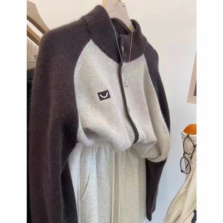 Damer Stickad Cardigan med Elegant Krage och Knappdetaljer Mirla-Eva Jonsson