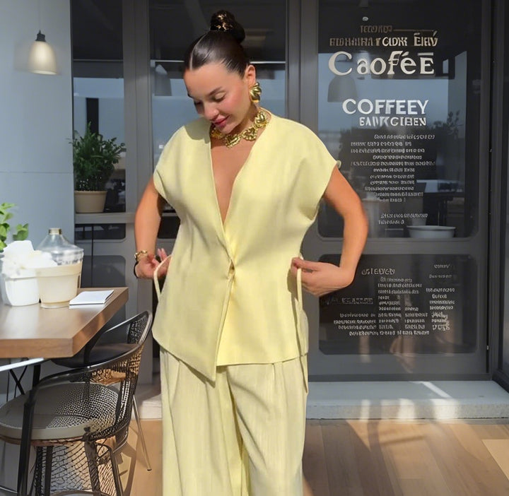 Damer Stilig Wrap-Topp med smickrande V-ringning Mirla-Eva Jonsson