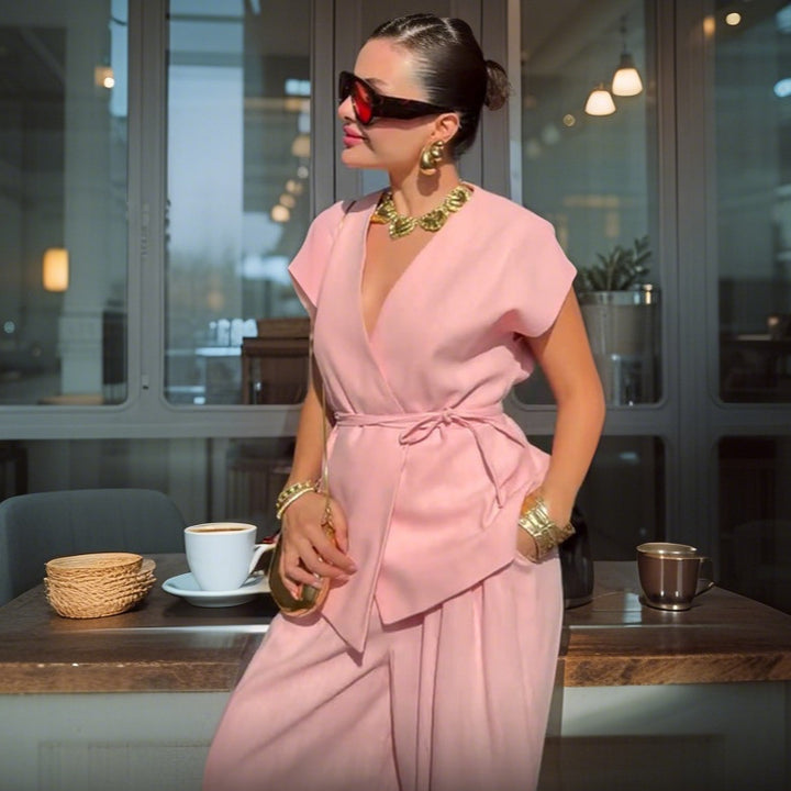 Damer Stilig Wrap-Topp med smickrande V-ringning Mirla-Eva Jonsson